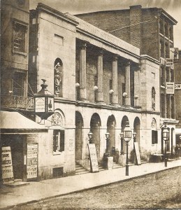 Chestnut St. Theatre